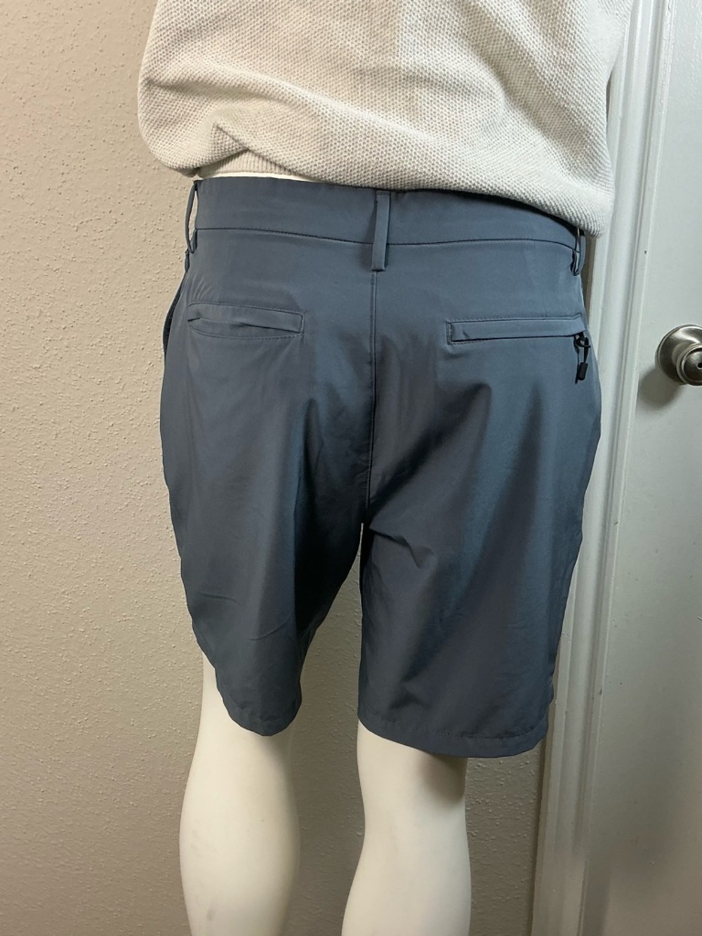 Old Navy Men's Flat-Front Shorts in Slate Blue - Picture 7 of 9